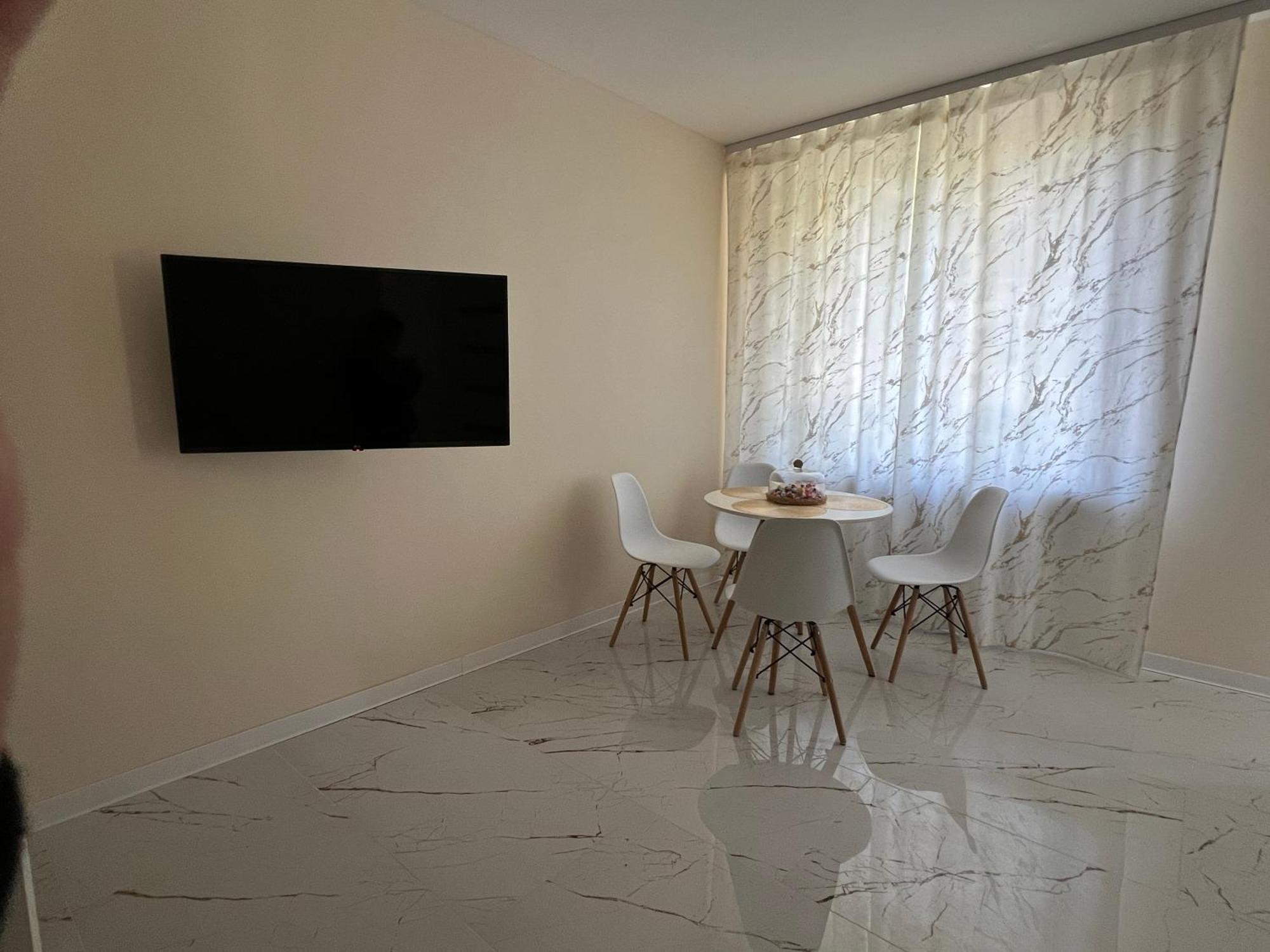 Nowe Luksusowe Apartamenty Manufaktura-Prywatny Na Wylacznosc-Wanna-Zamykany Ogrodzony Parking, Blok,Niskie Pietro-Cisza I Spokoj Łódź Buitenkant foto